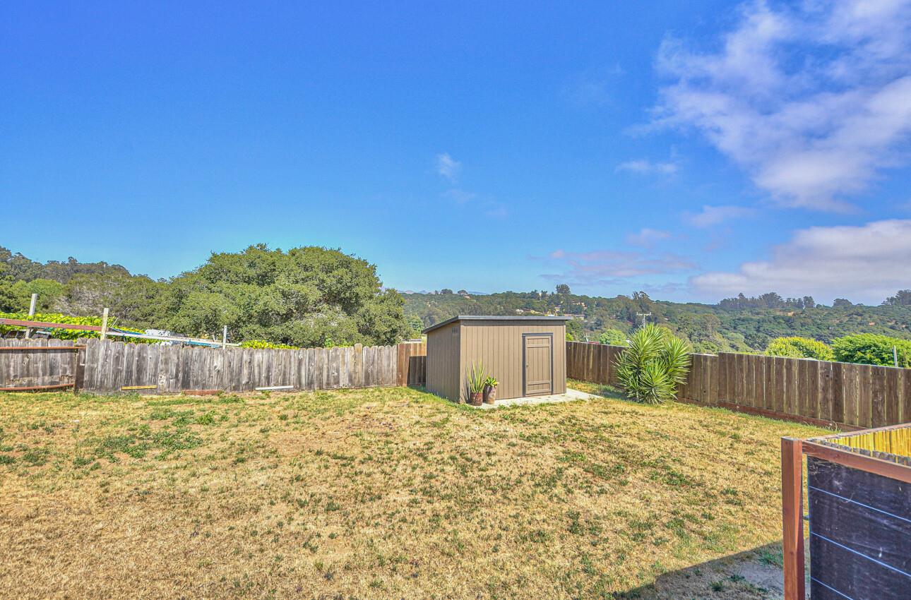 9450 Pollock LN