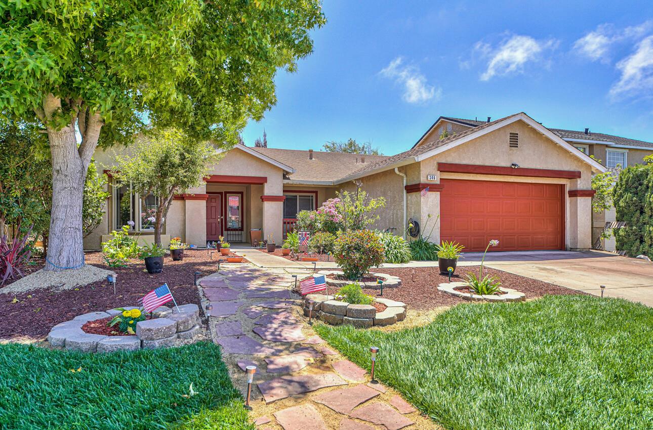 346 Chardonnay DR