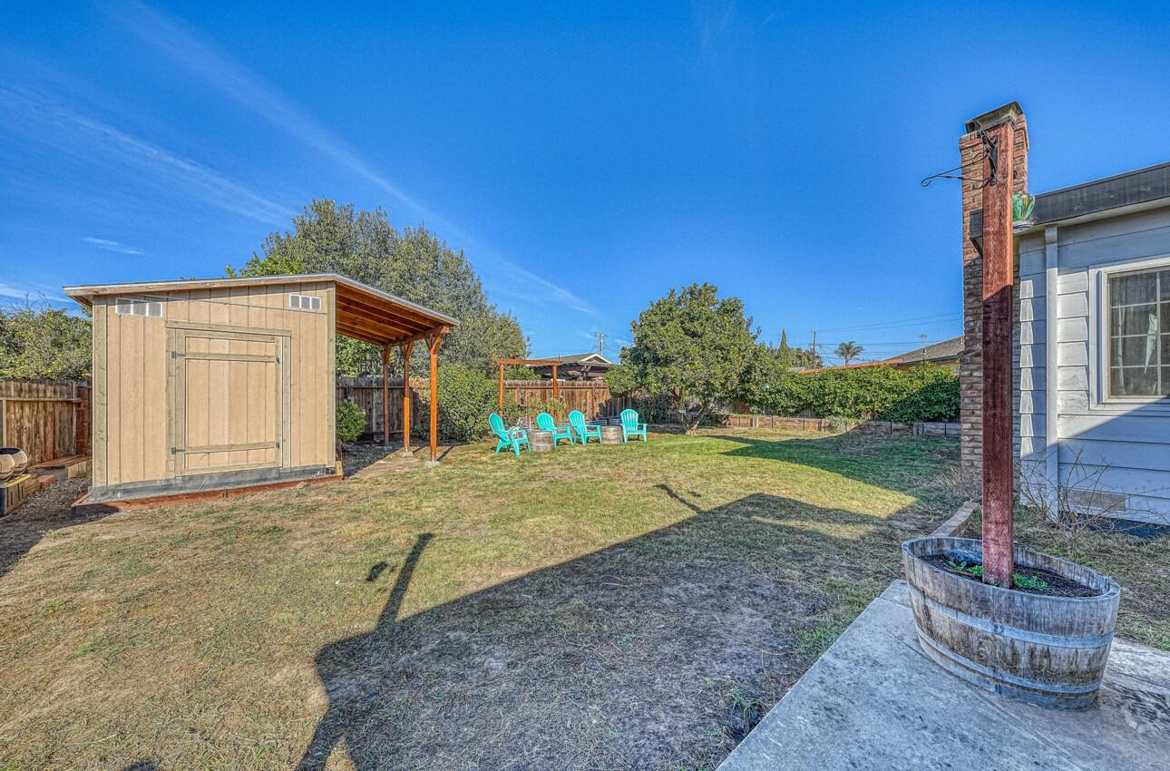 489 Brockmann DR