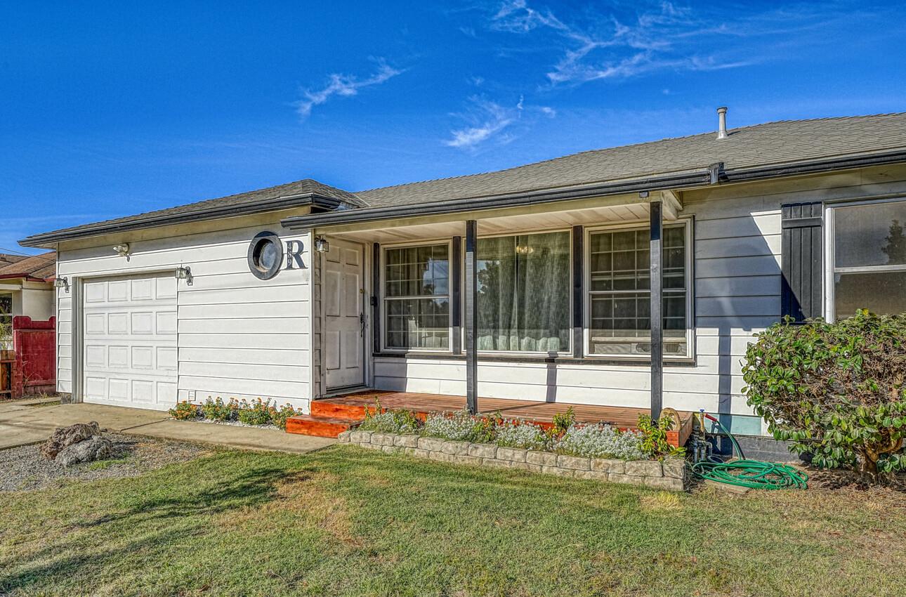 489 Brockmann DR