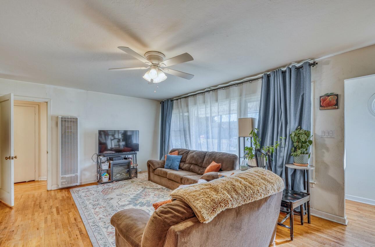 489 Brockmann DR