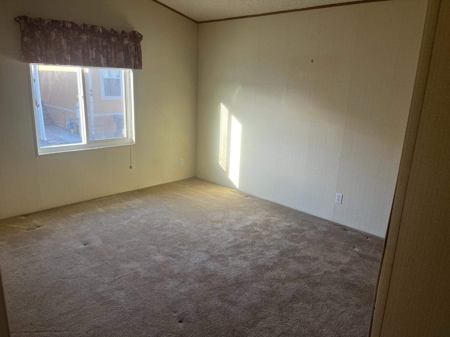 20 Russell RD 62