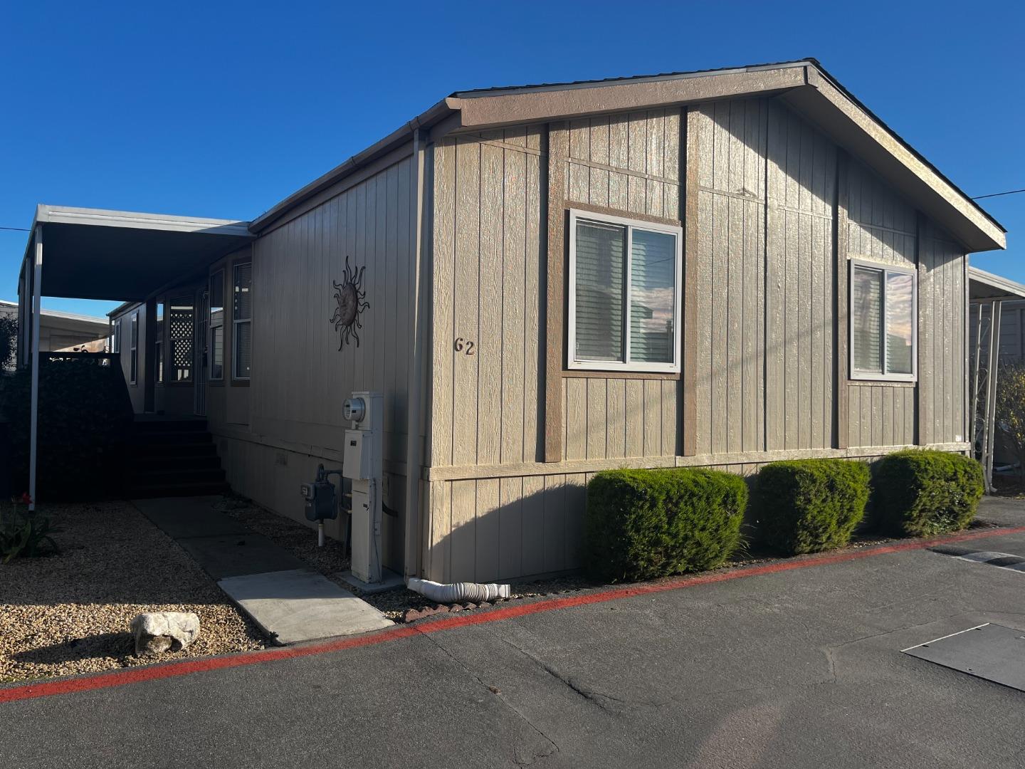 20 Russell RD 62