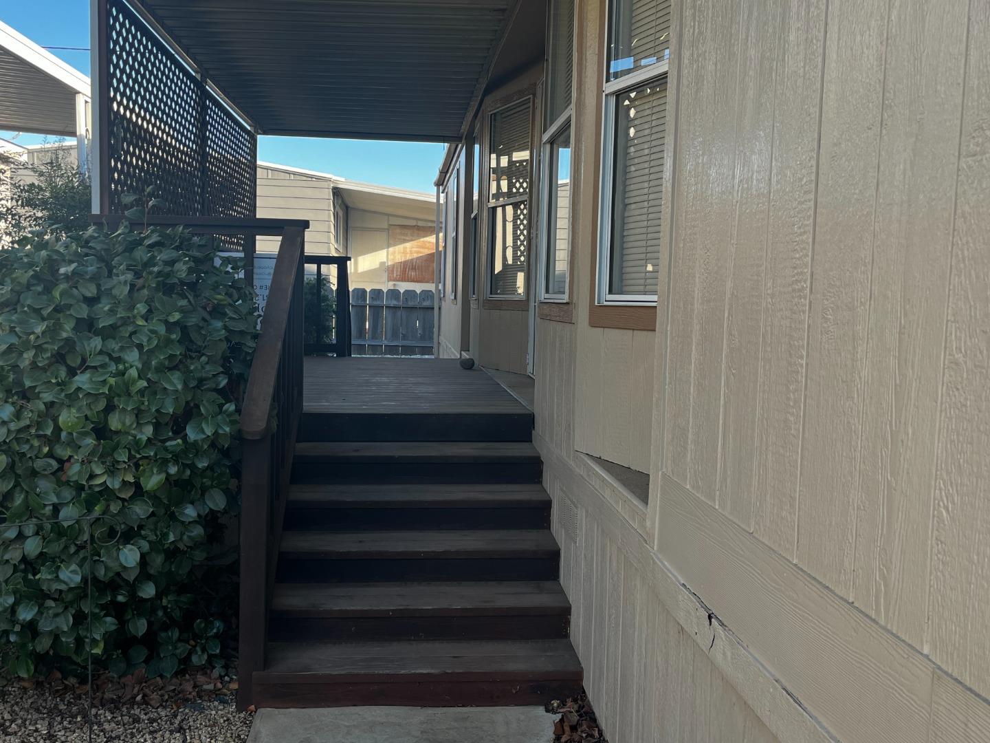 20 Russell RD 62