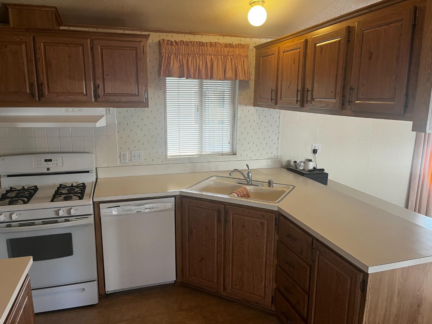 20 Russell RD 62