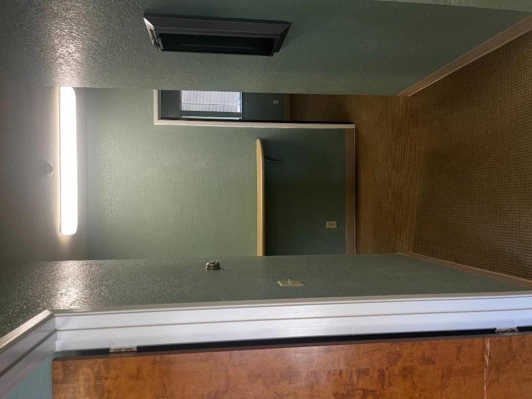 1326 Natividad RD A2