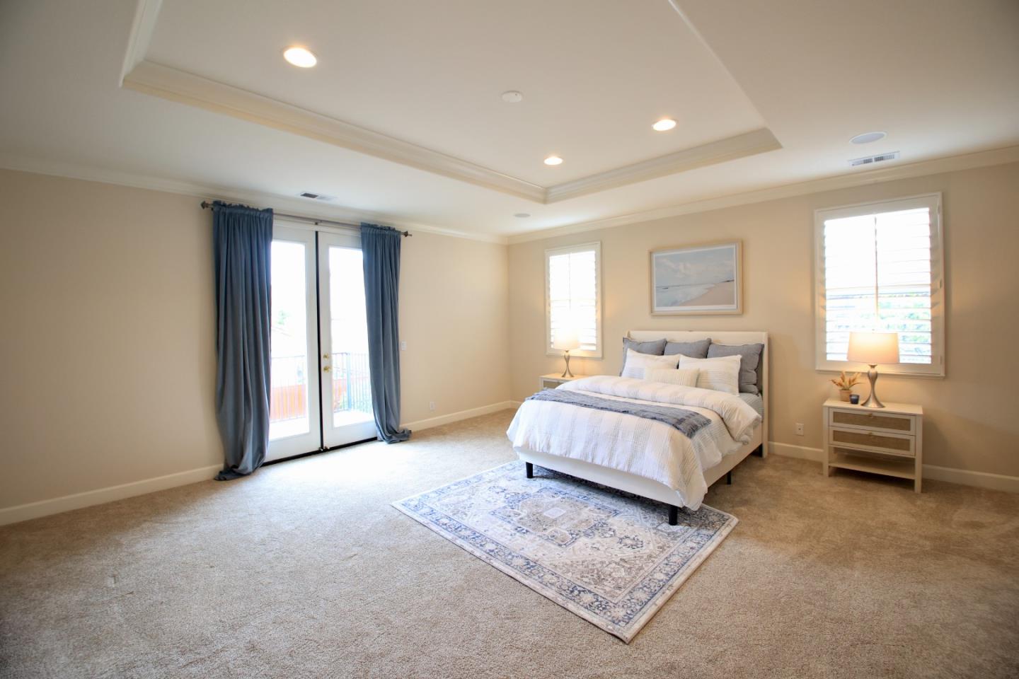 5054 Sunset Vista DR