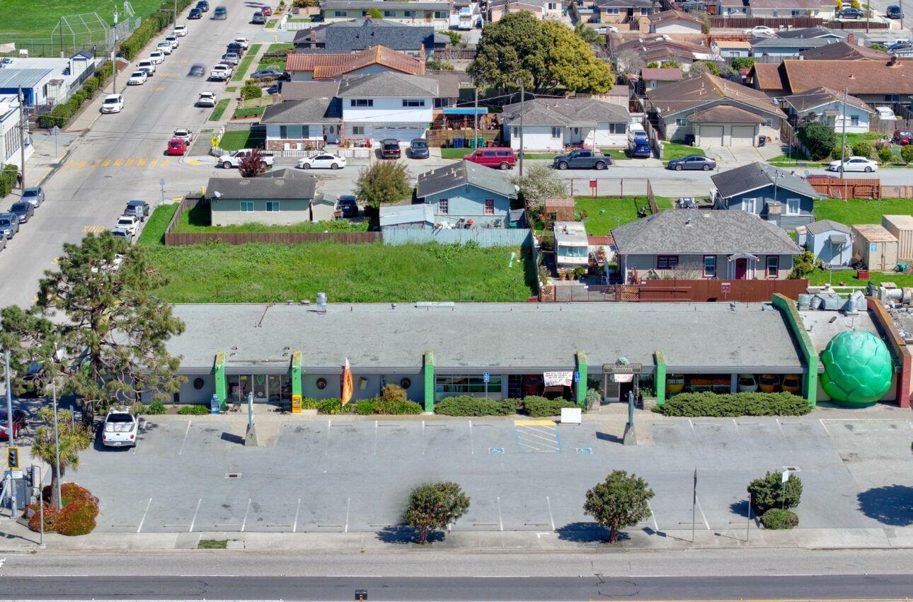 11221 Merritt ST