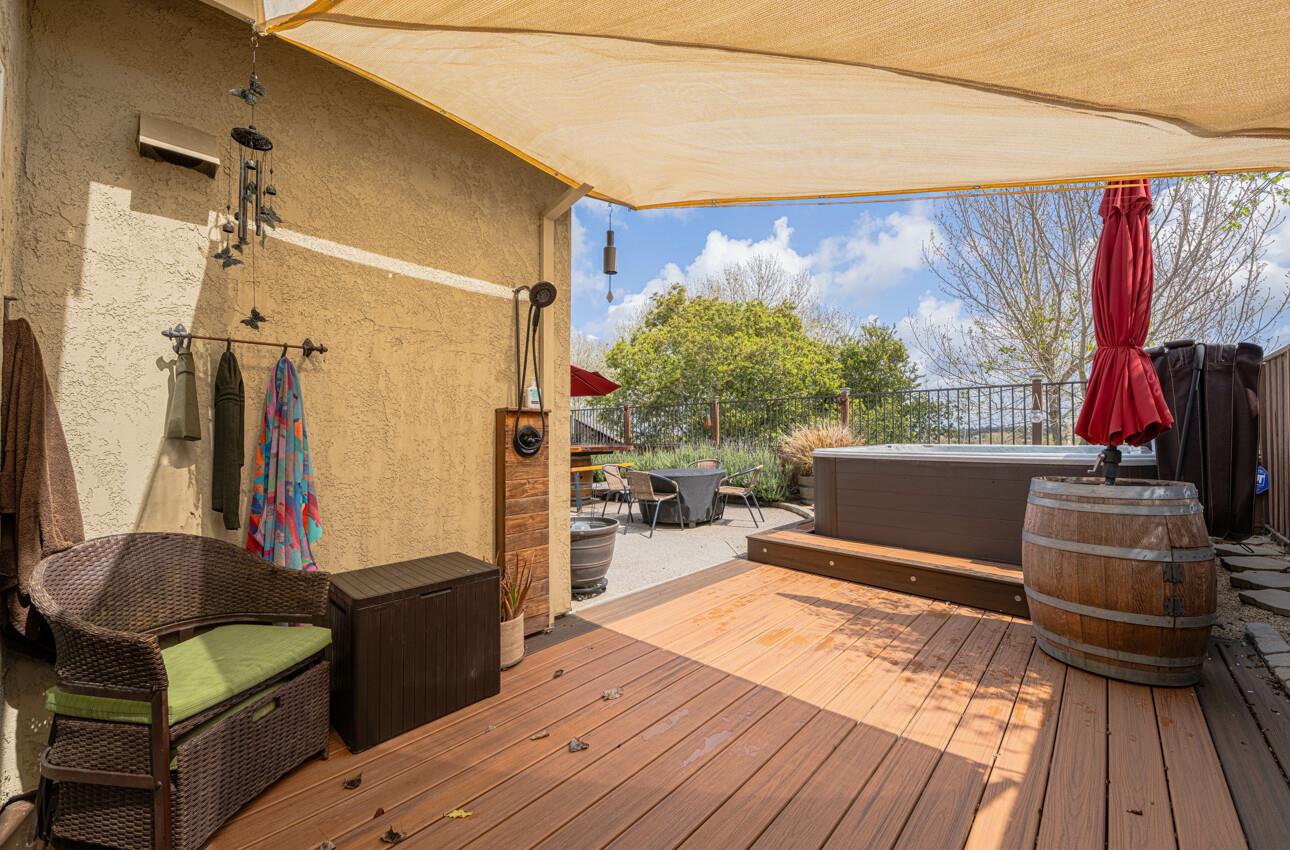 25211 Azalea CT