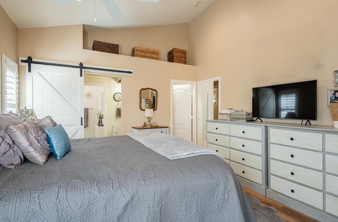 25211 Azalea CT