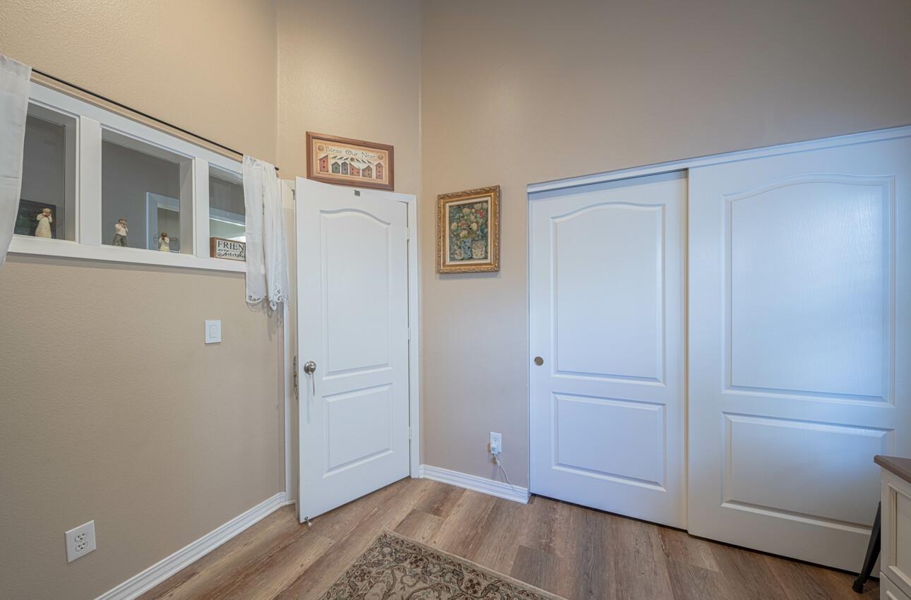 25211 Azalea CT