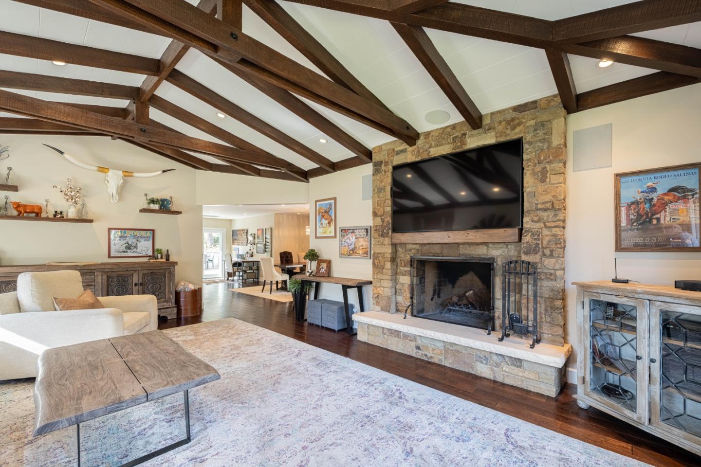 204 San Benancio RD
