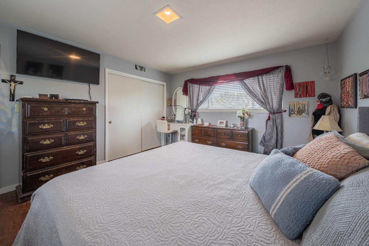 335 Palma DR