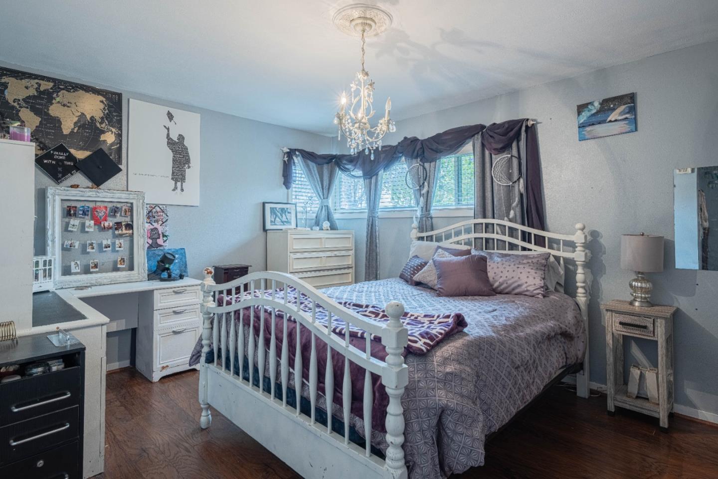 335 Palma DR