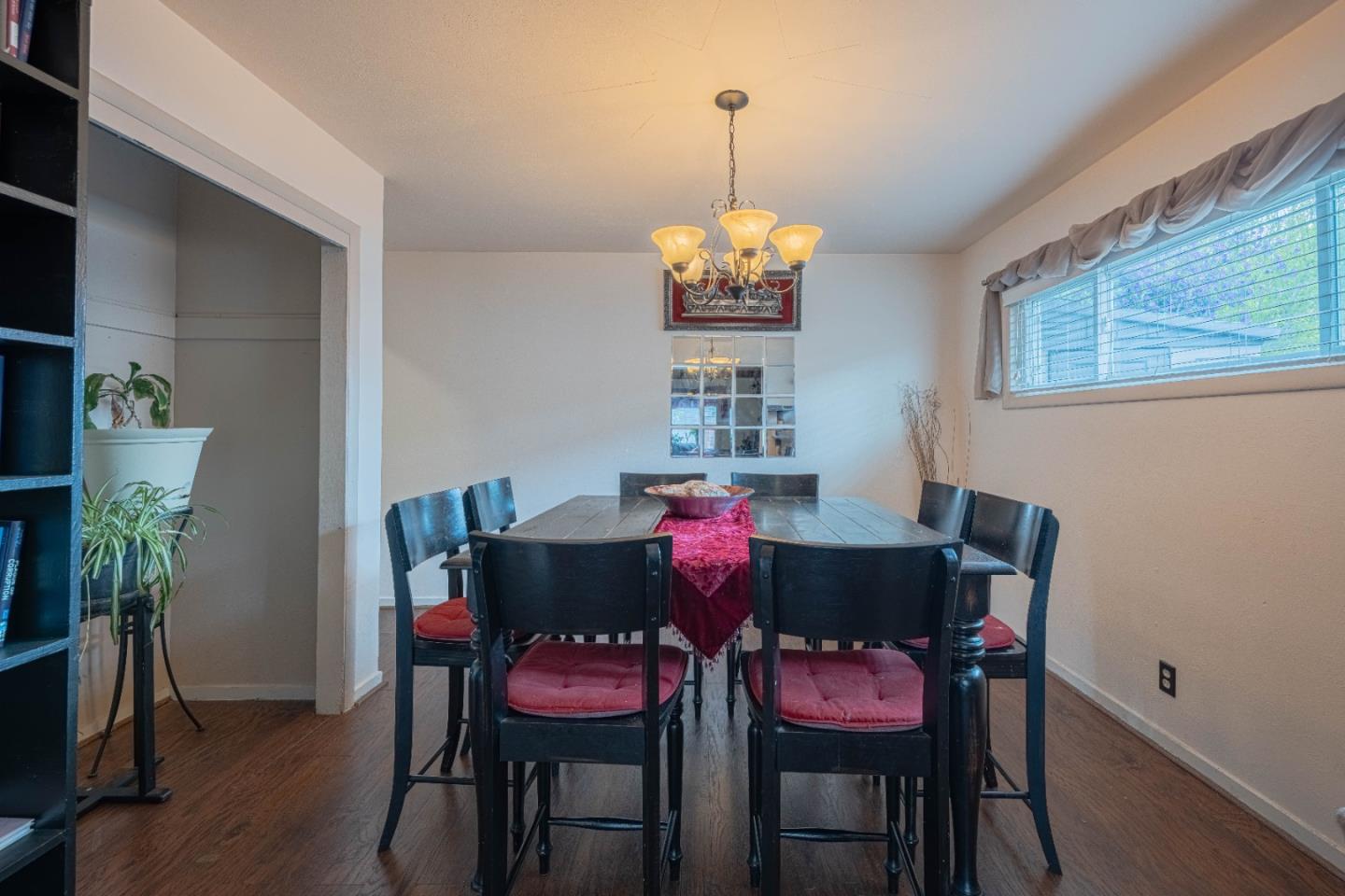 335 Palma DR
