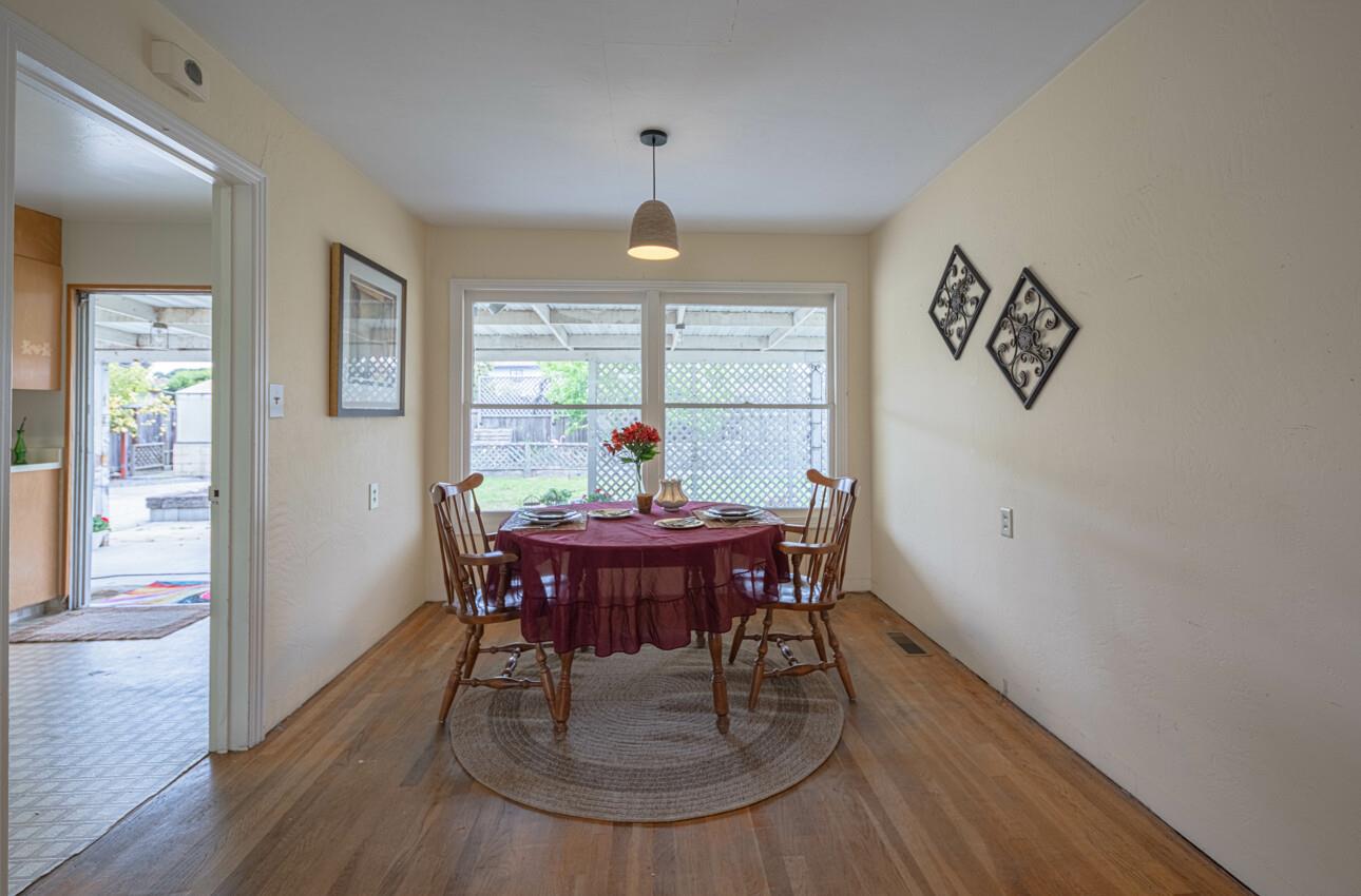 141 Mayfair DR