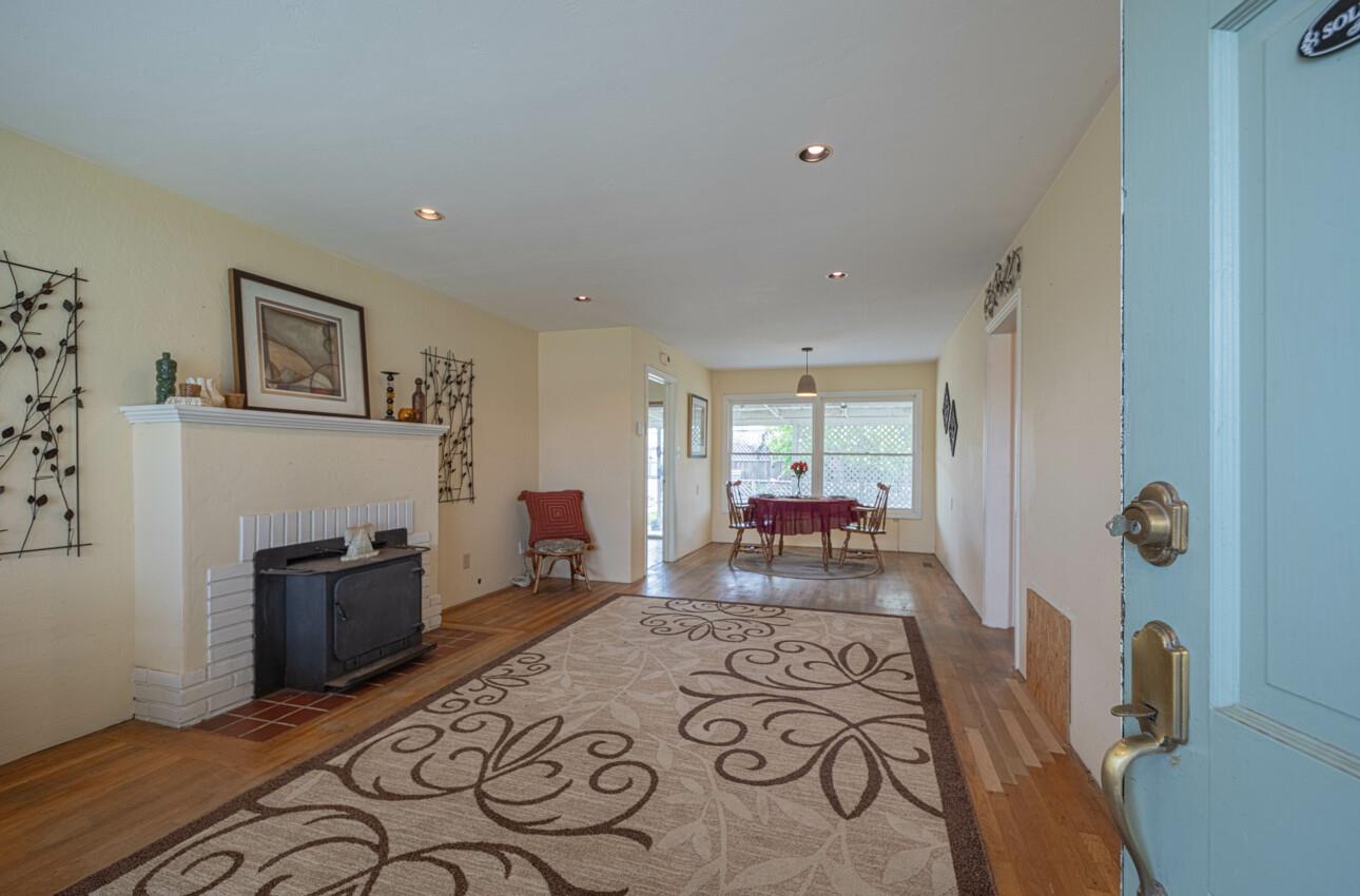 141 Mayfair DR