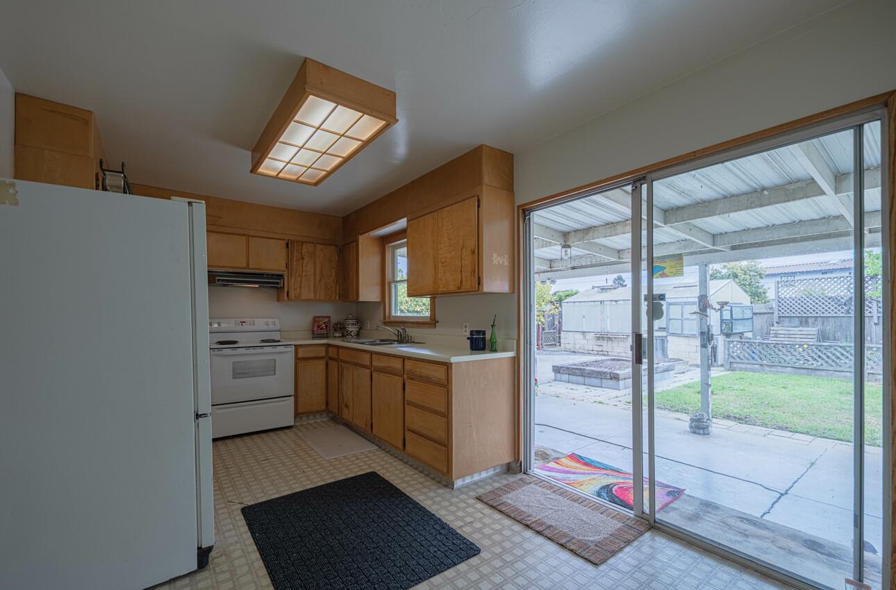 141 Mayfair DR