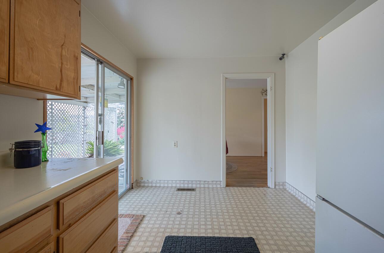 141 Mayfair DR