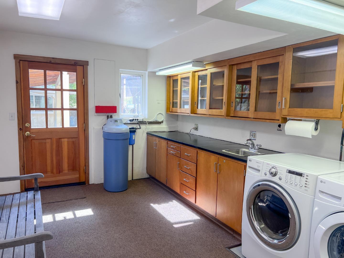 442 Corral De Tierra RD