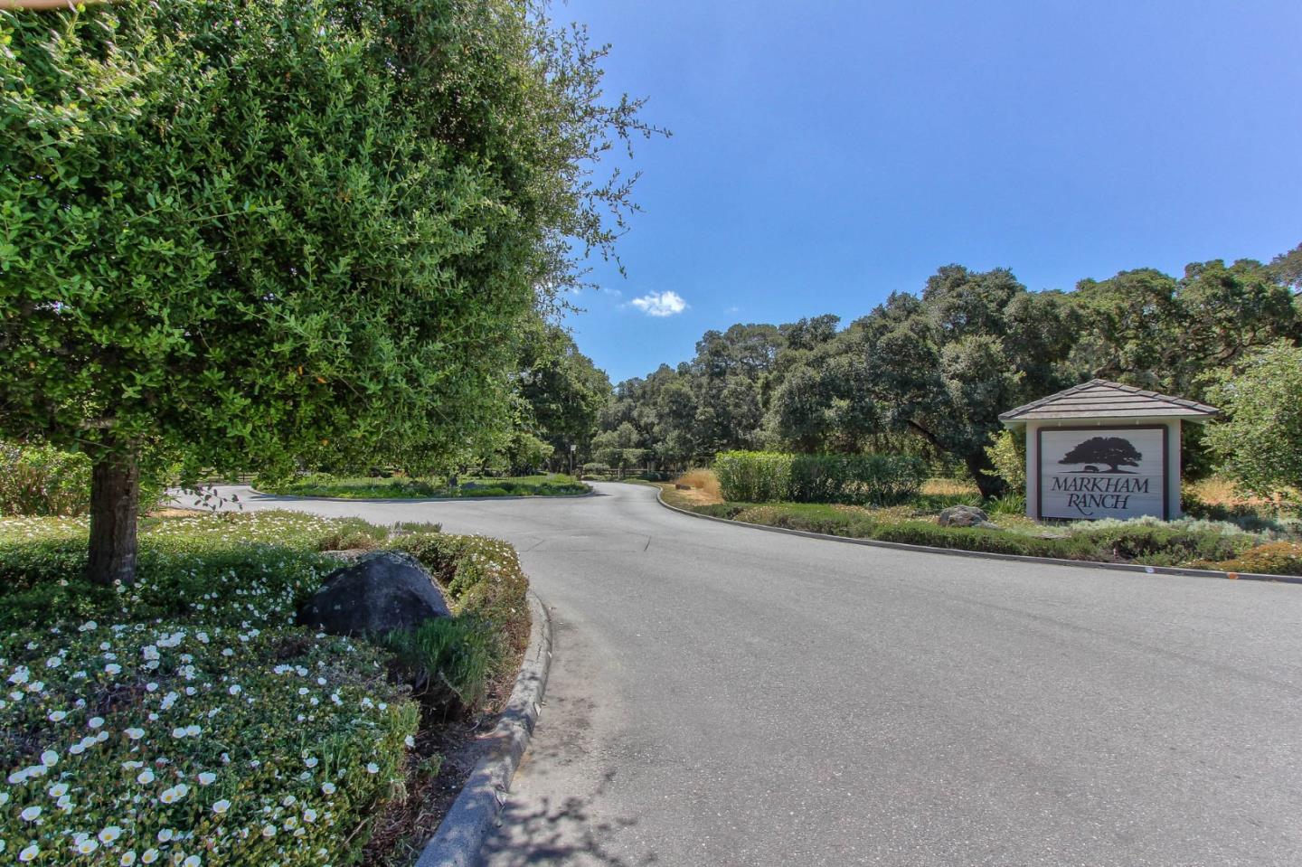 25552 Meadowview Circle