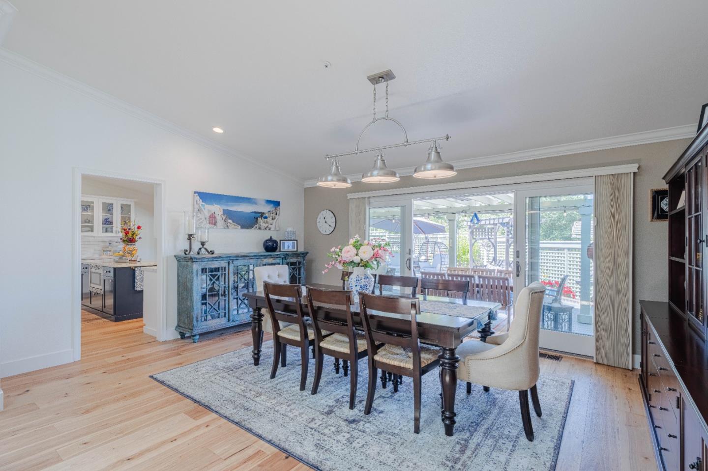 25552 Meadowview Circle