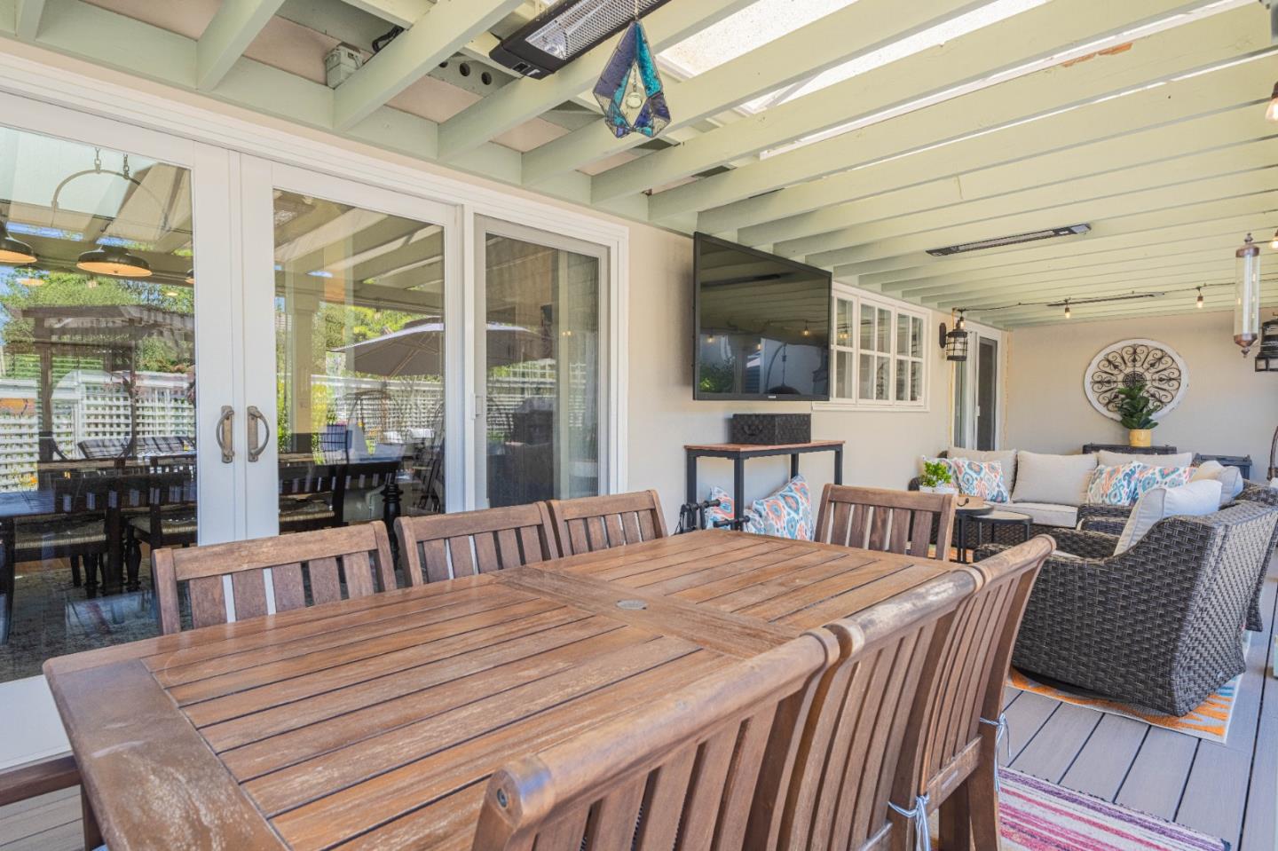 25552 Meadowview Circle