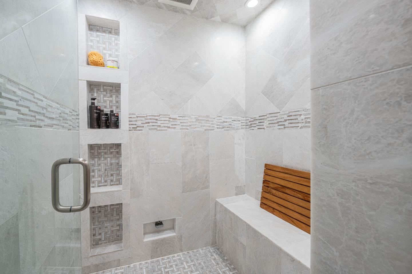 25552 Meadowview Circle