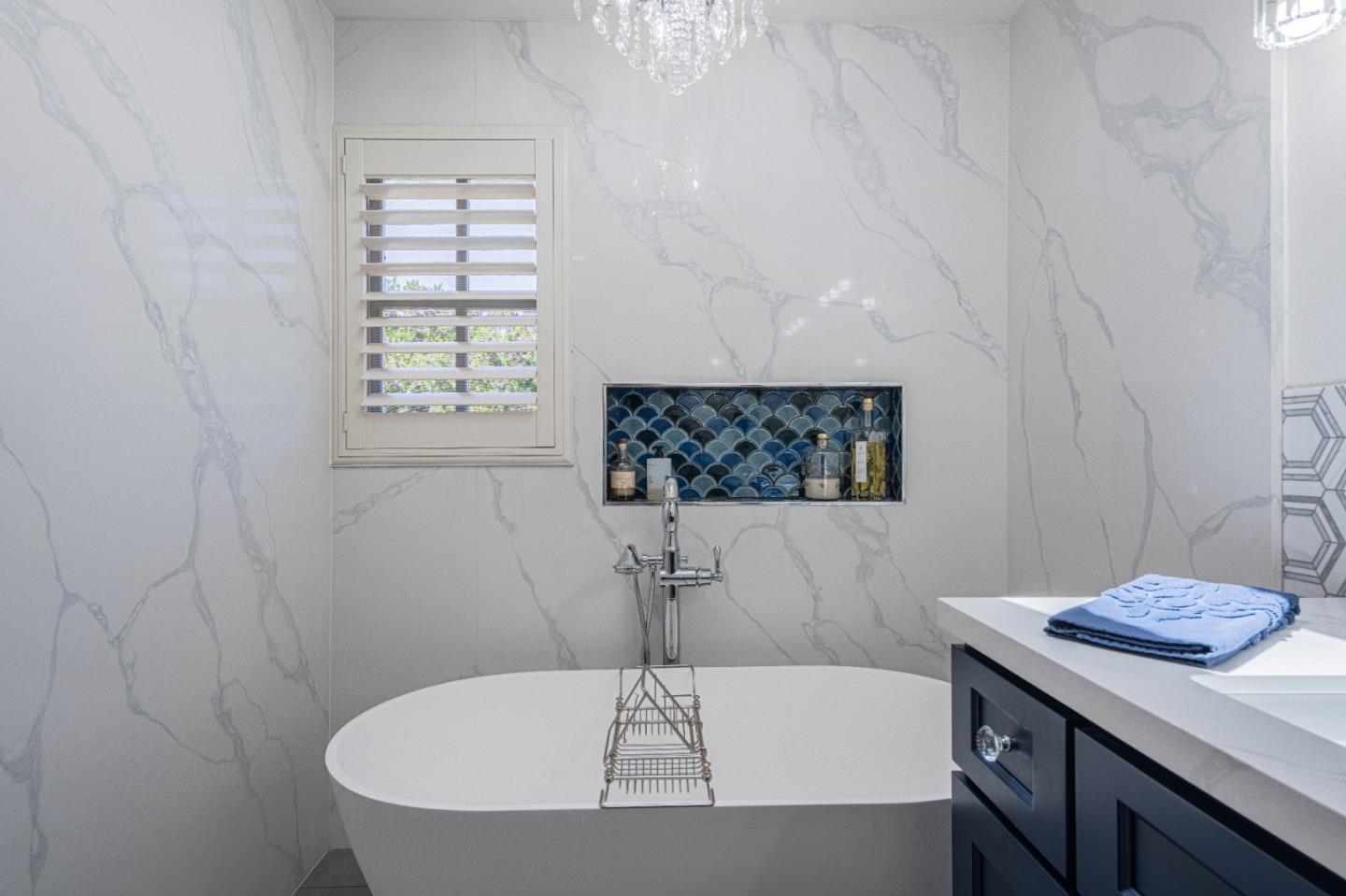 25552 Meadowview Circle