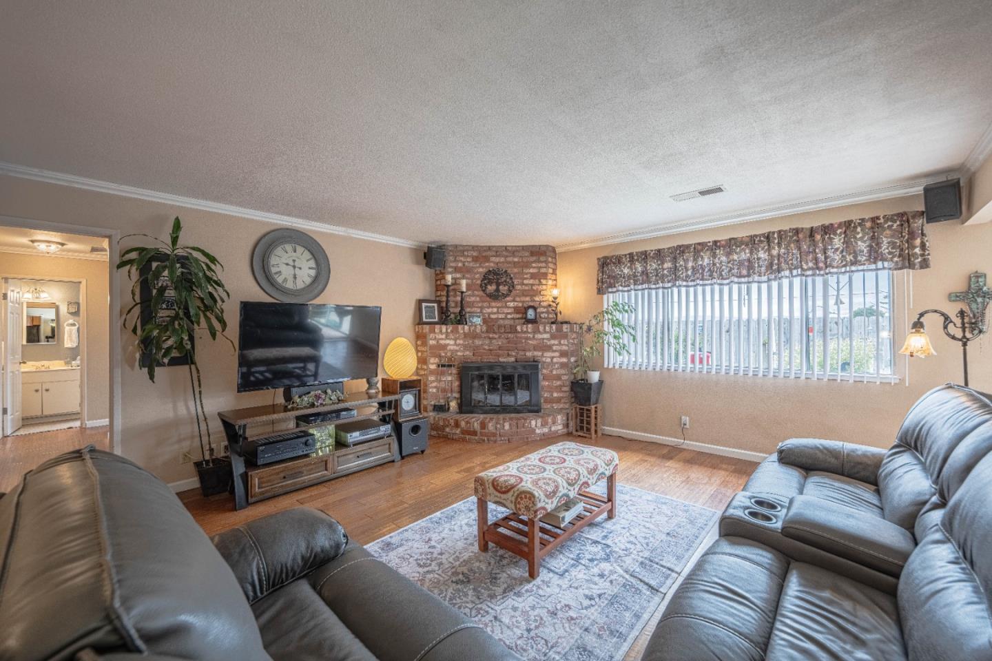19010 Souza Way