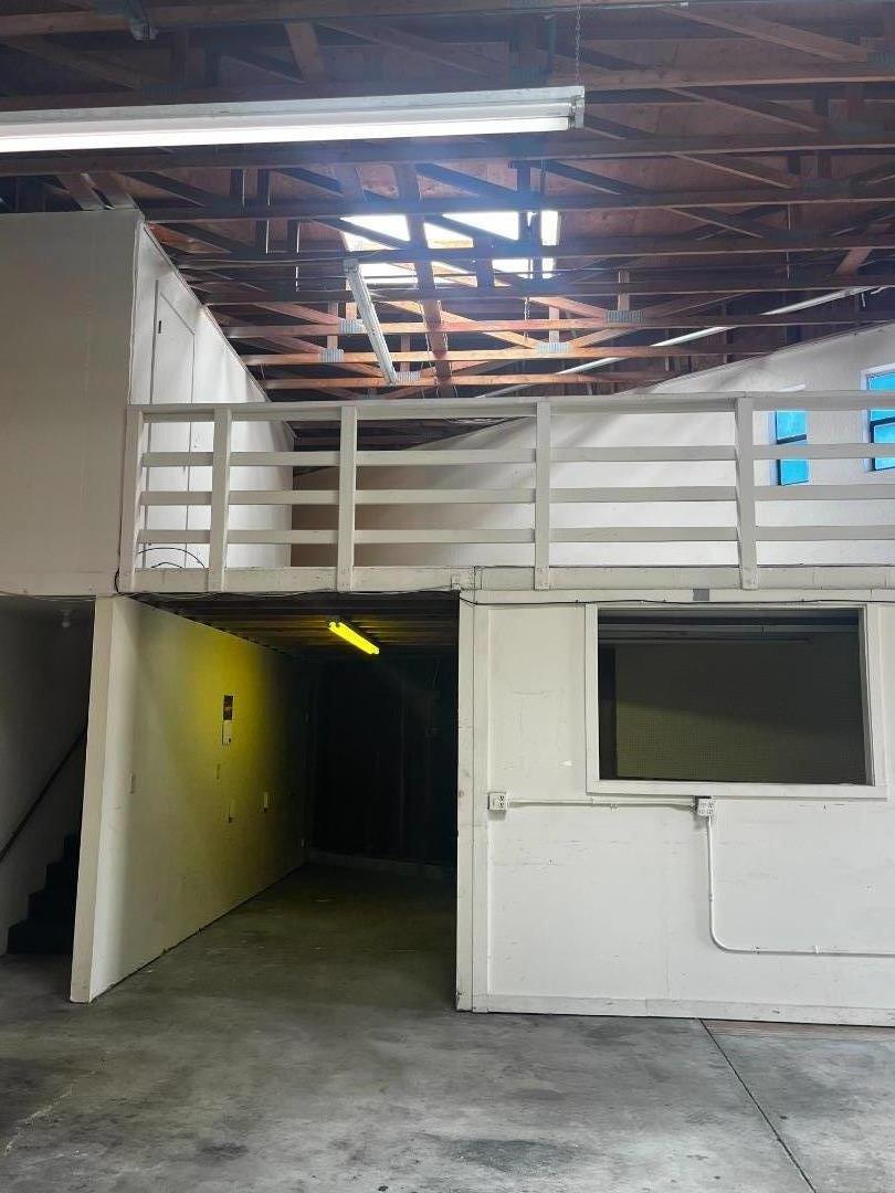 206 Market Way