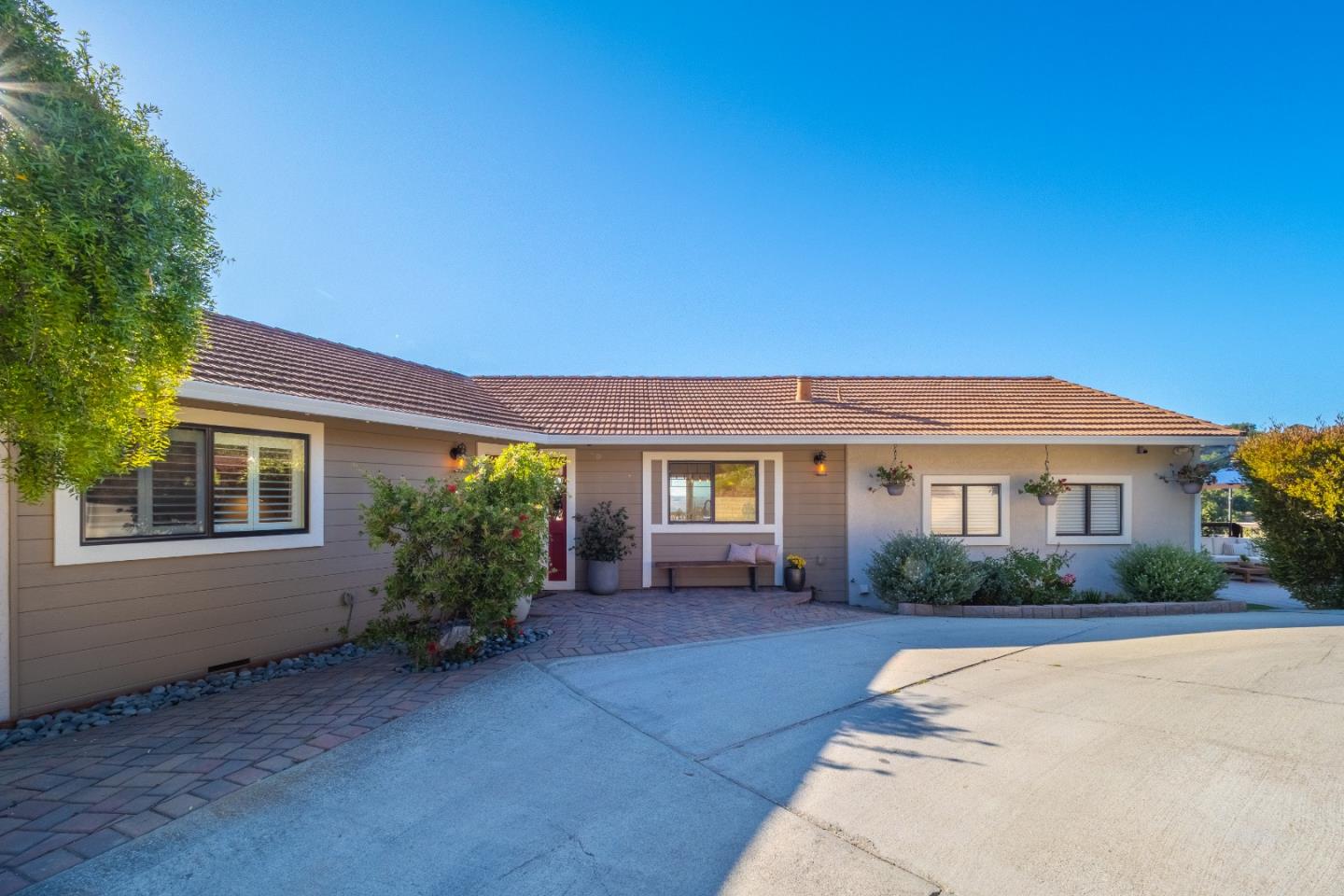 225 San Benancio Road