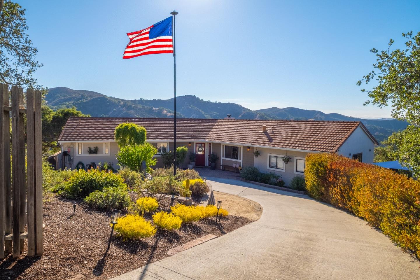 225 San Benancio Road