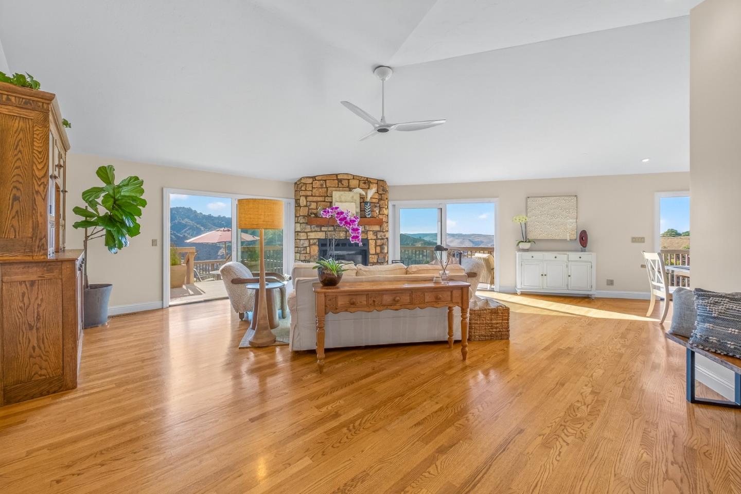 225 San Benancio Road