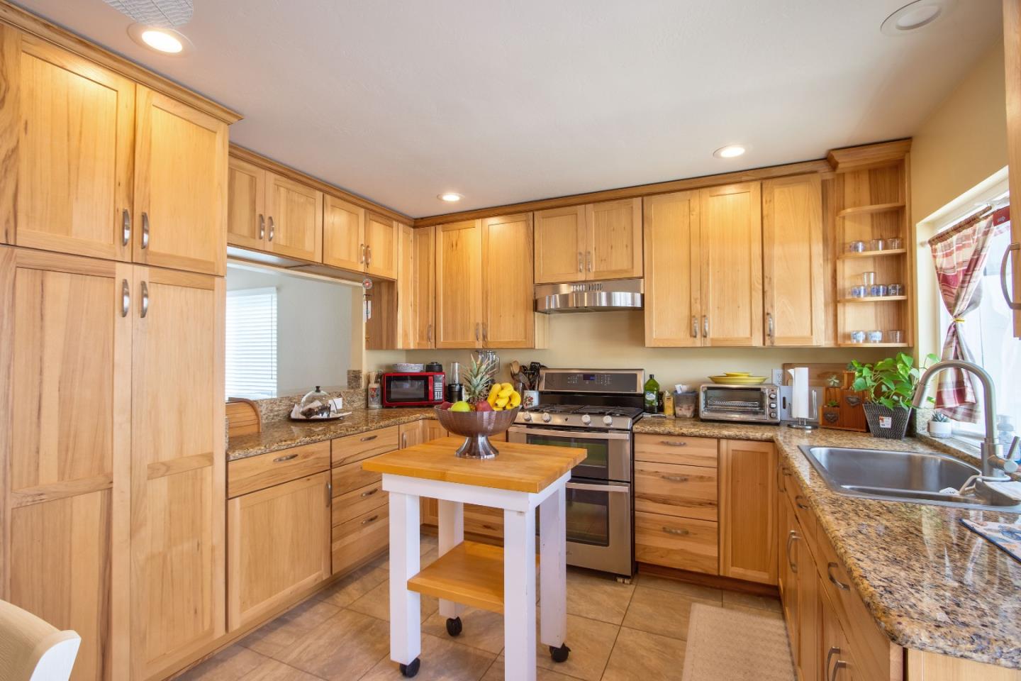 373 Mainsail Road