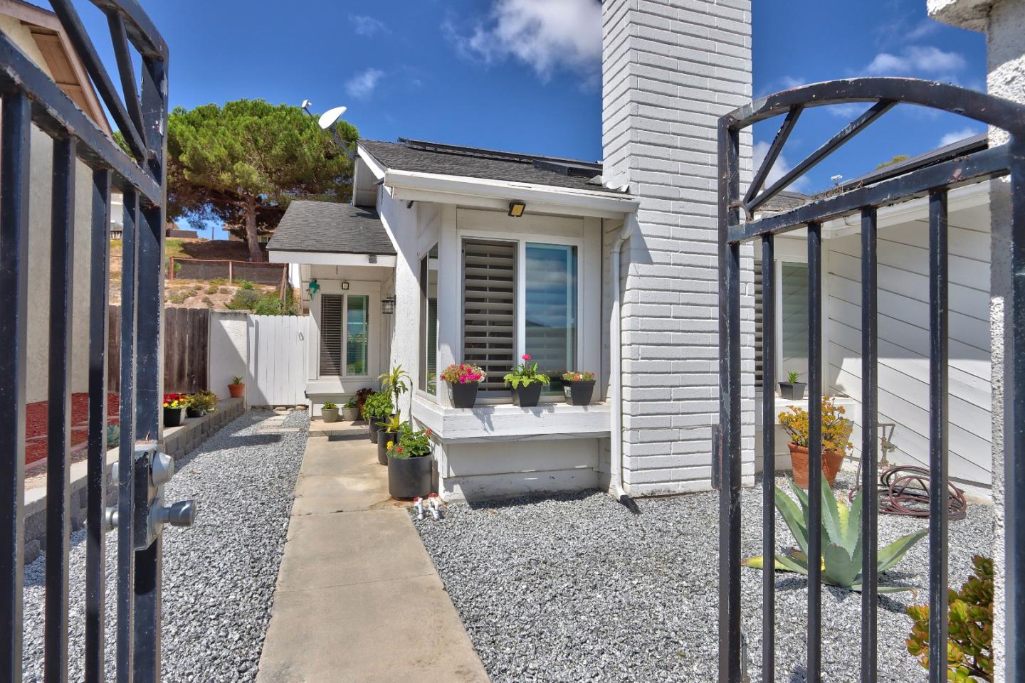 373 Mainsail Road