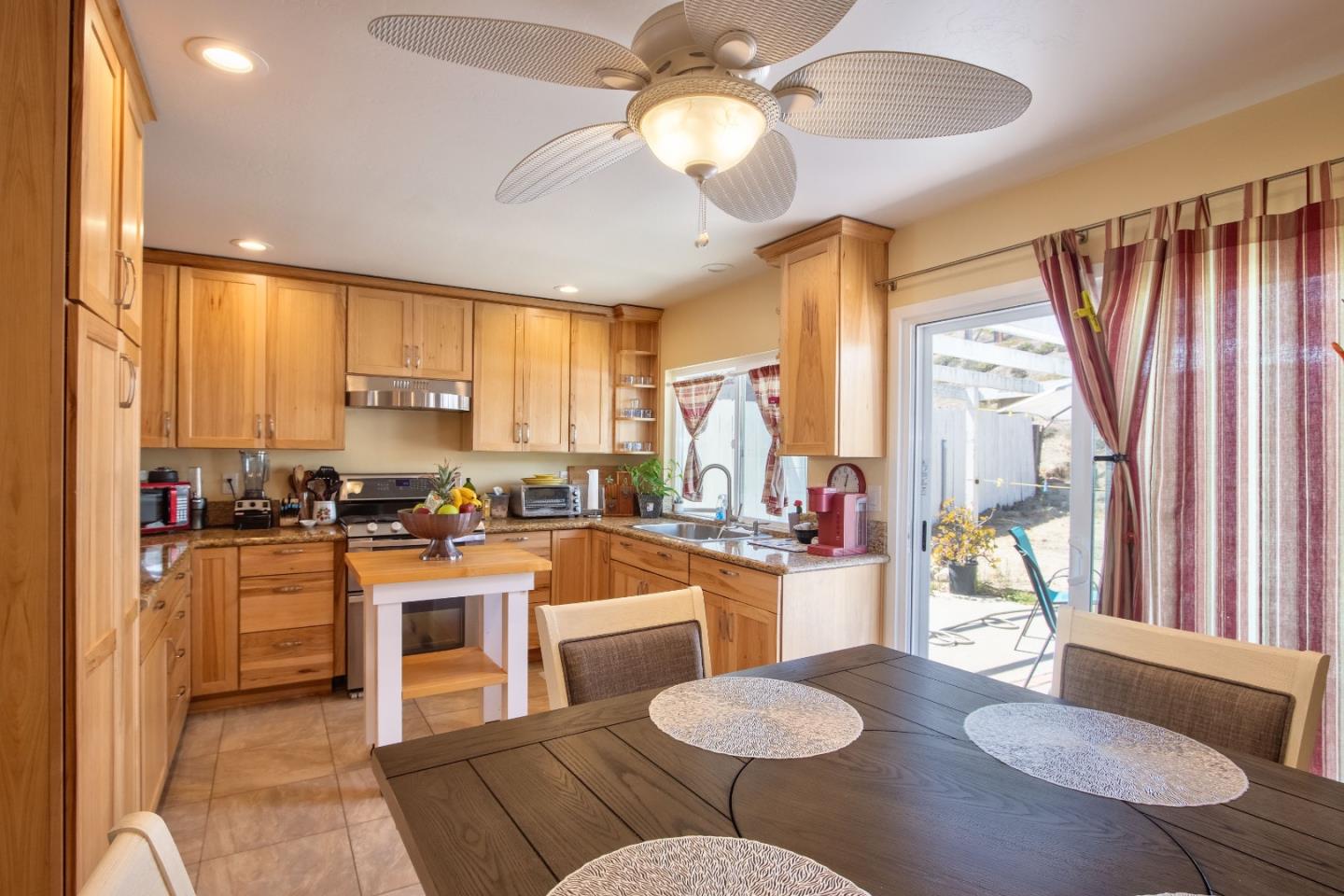 373 Mainsail Road