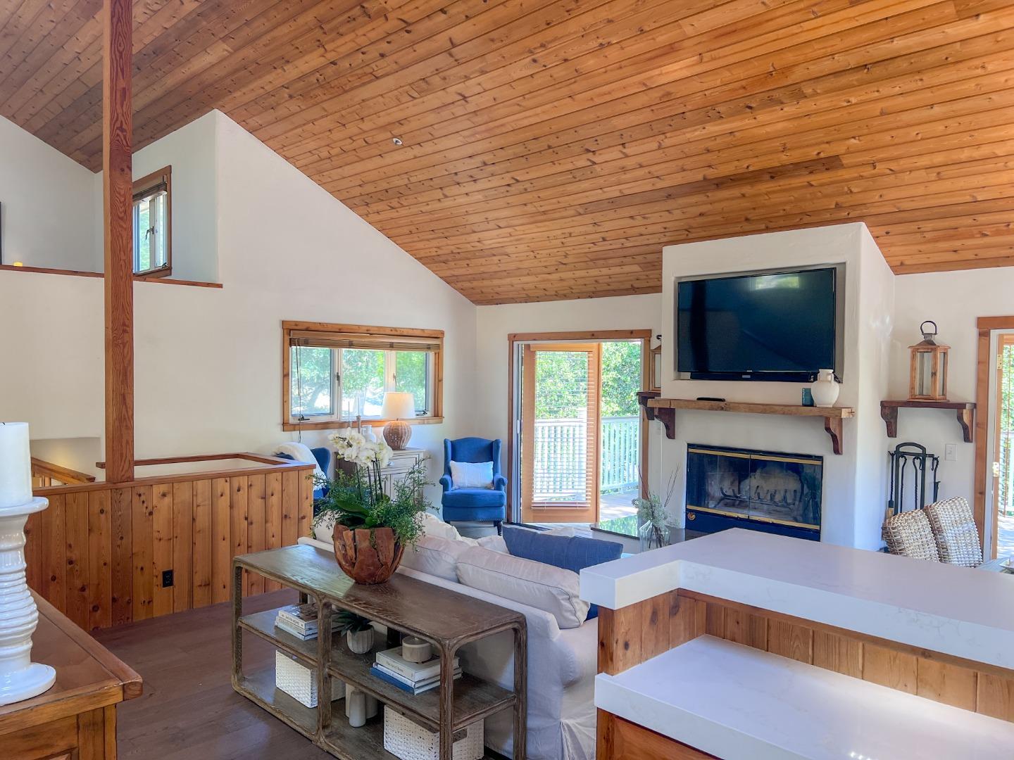 442 Corral De Tierra Road