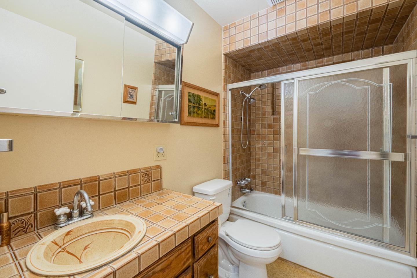 24 Saint Francis Way