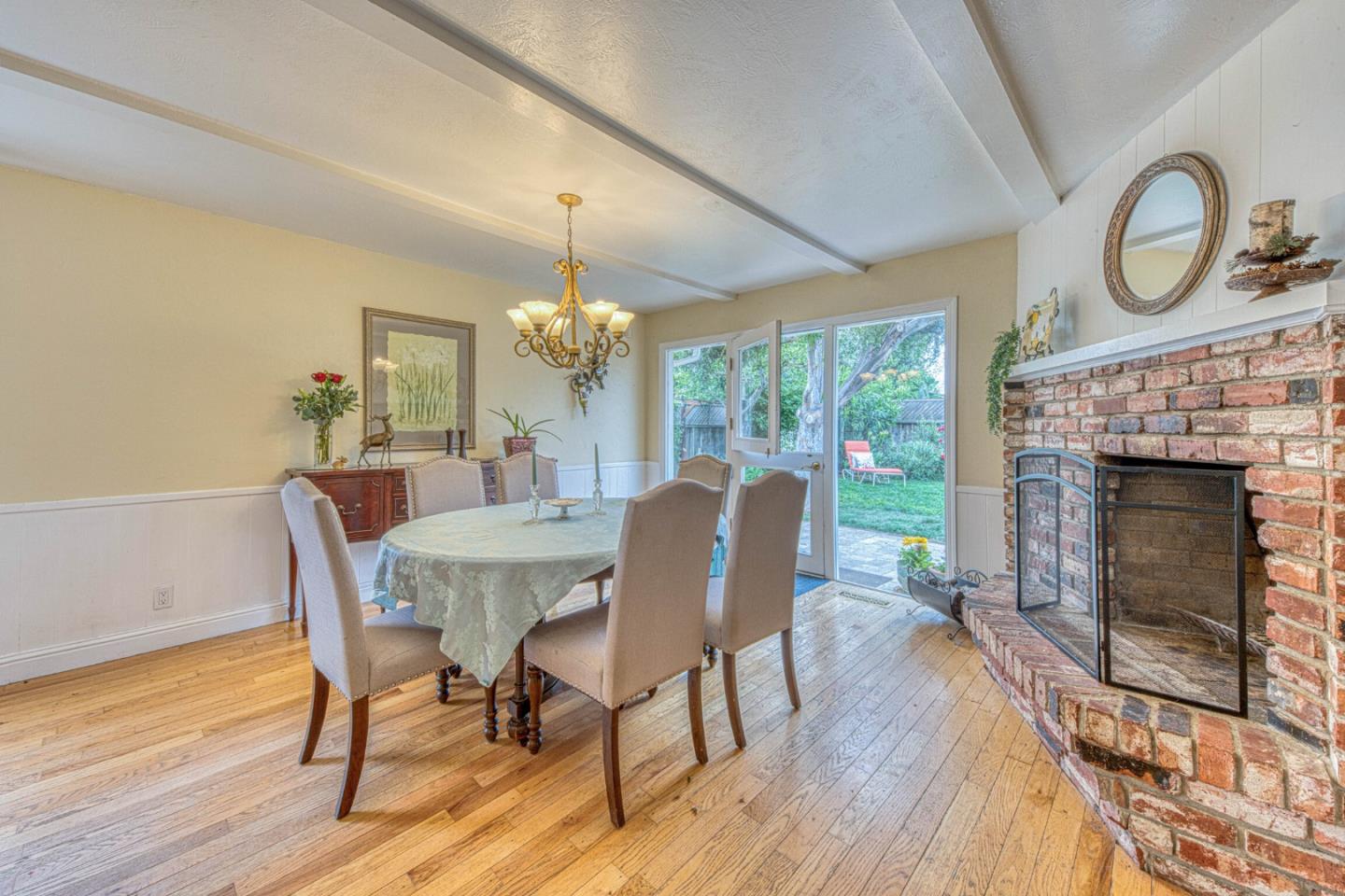 222 Encinada Drive
