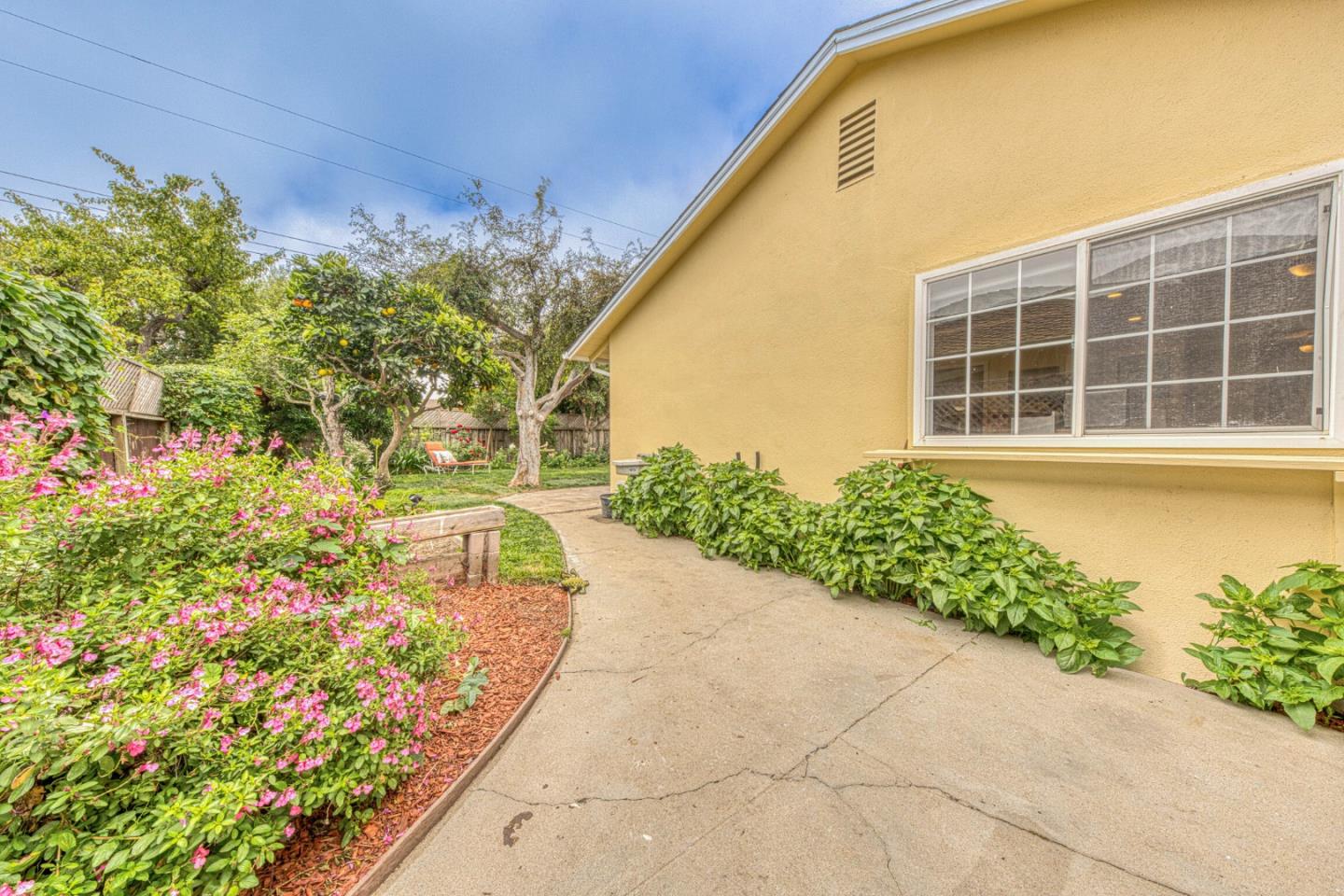 222 Encinada Drive