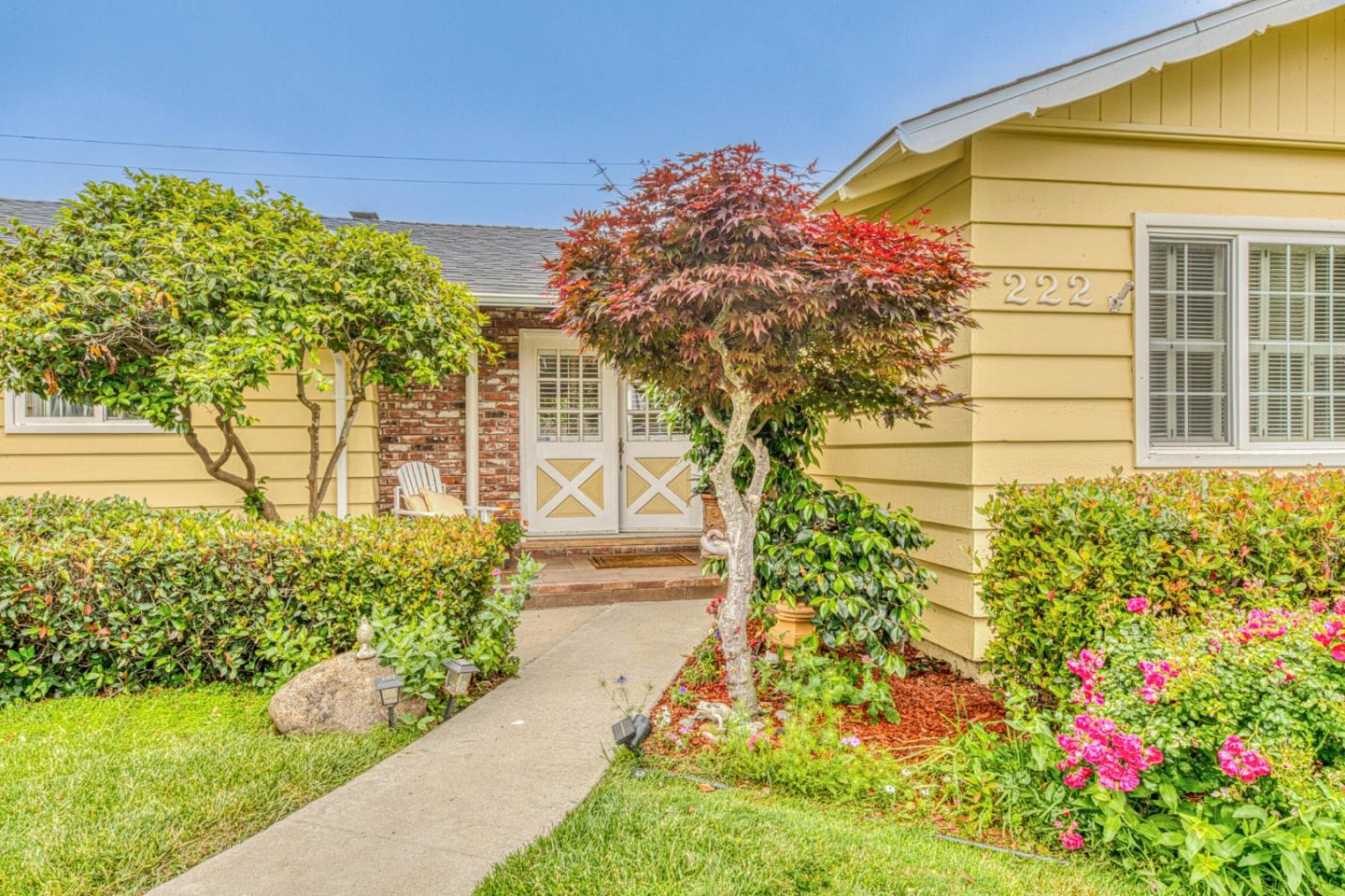 222 Encinada Drive