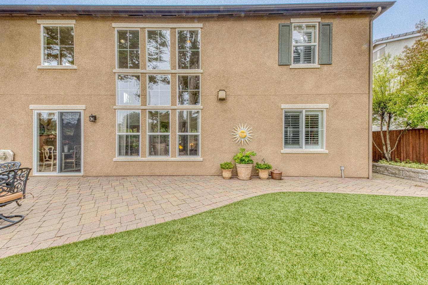 4150 Peninsula Point Drive