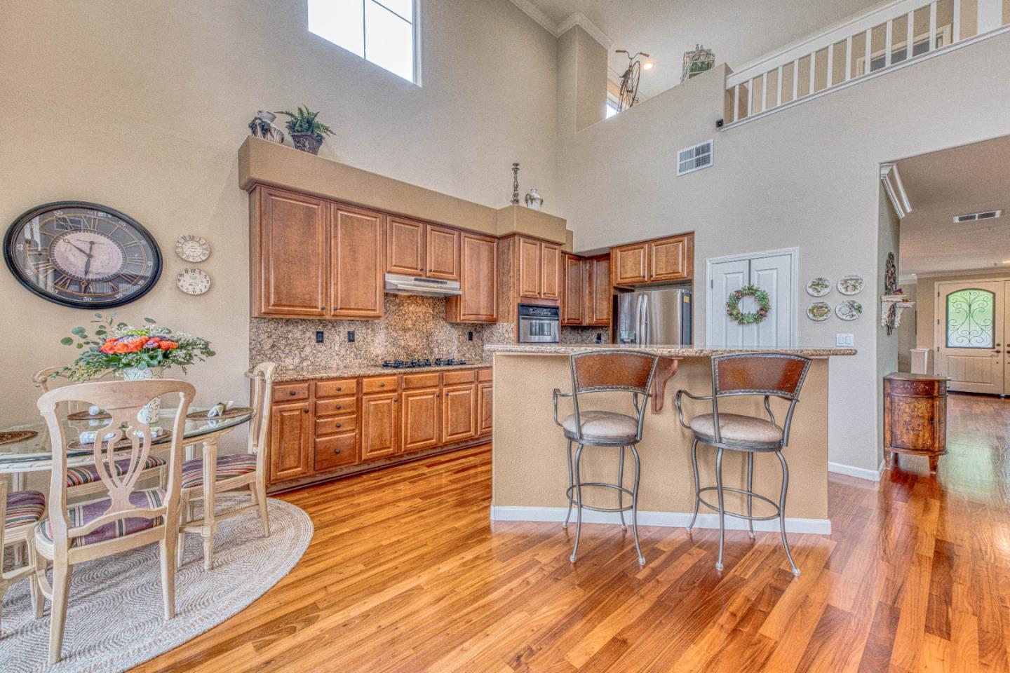 4150 Peninsula Point Drive