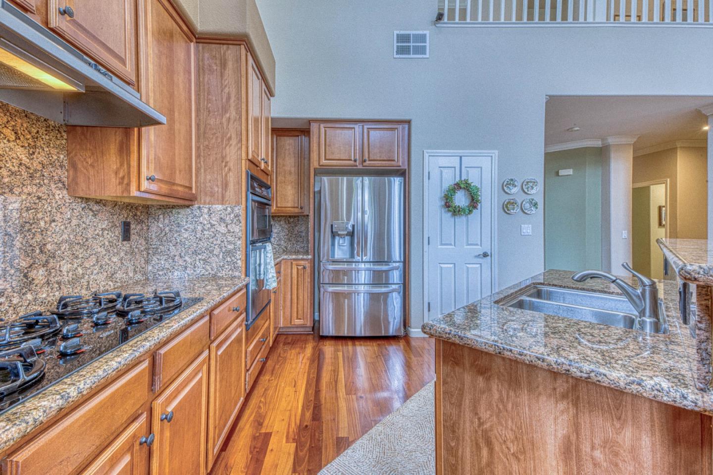 4150 Peninsula Point Drive