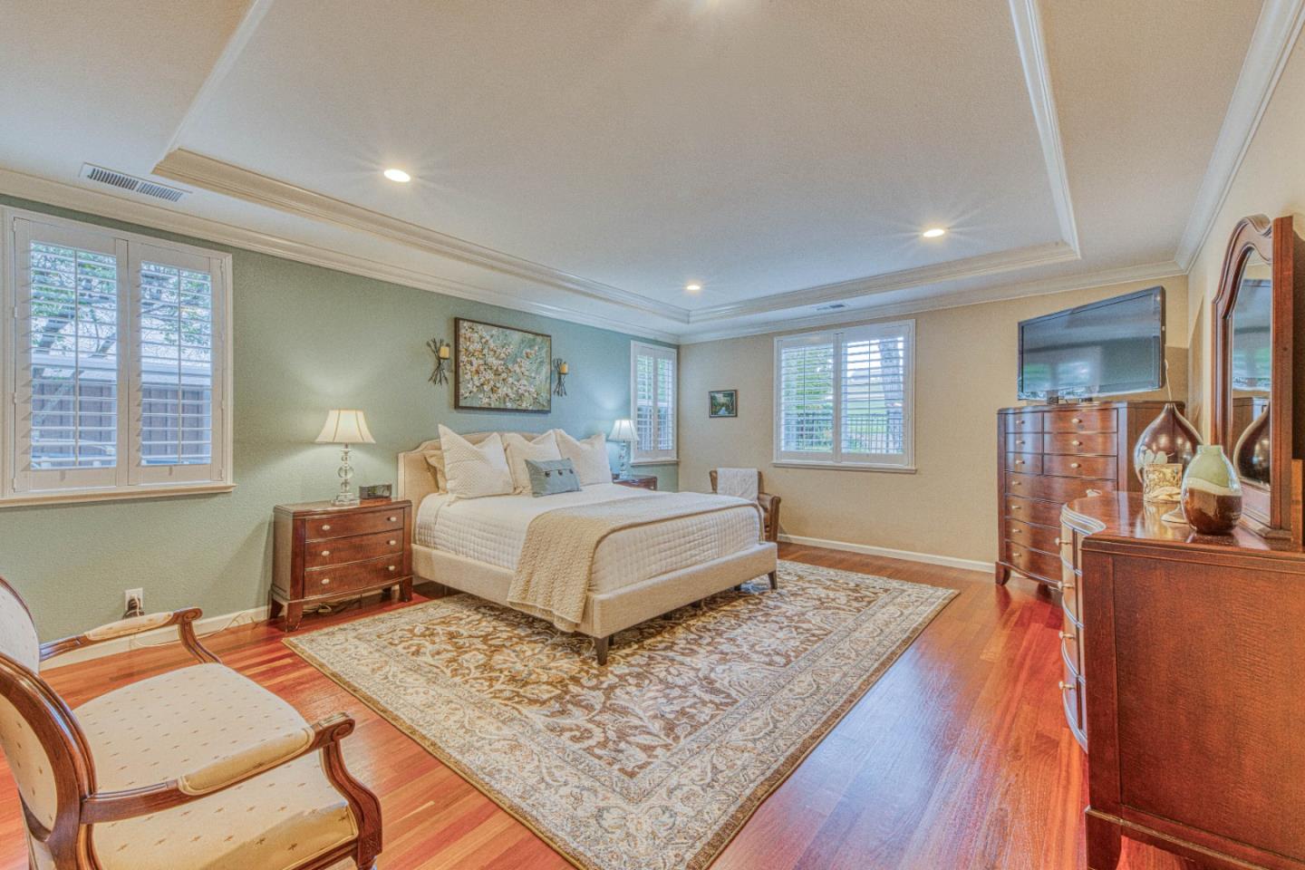 4150 Peninsula Point Drive