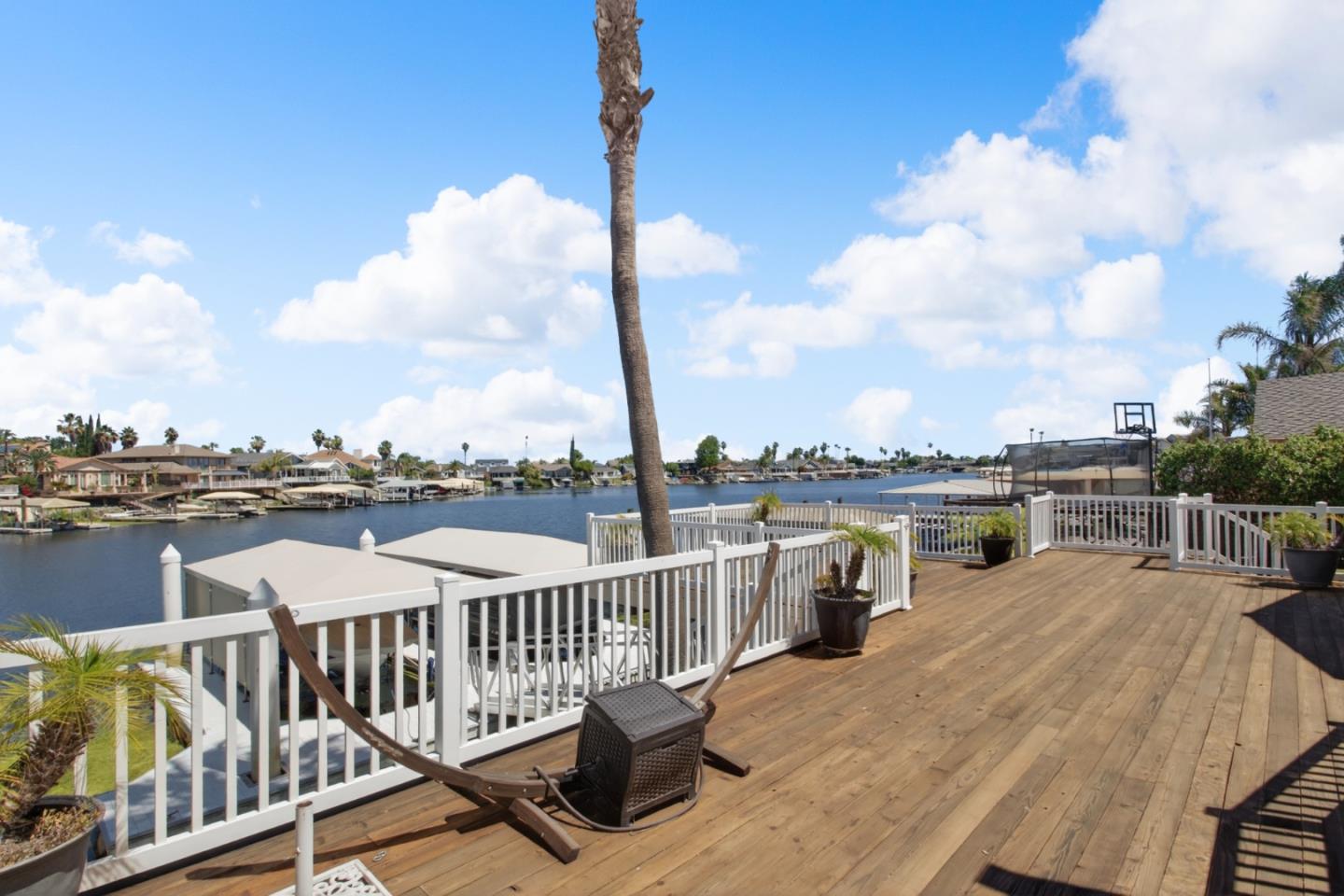 5491 Beaver Lane