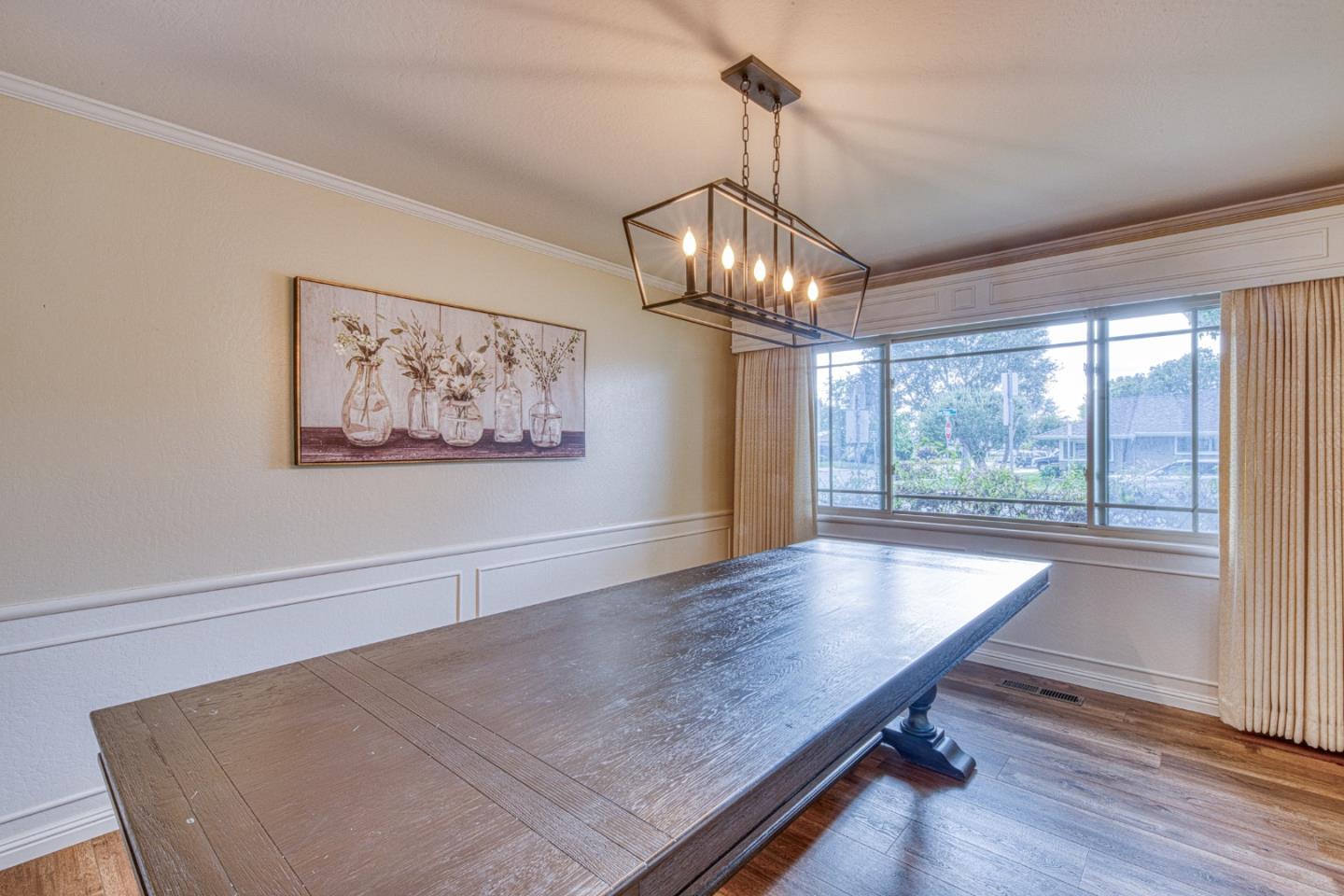 1167 Los Palos DR