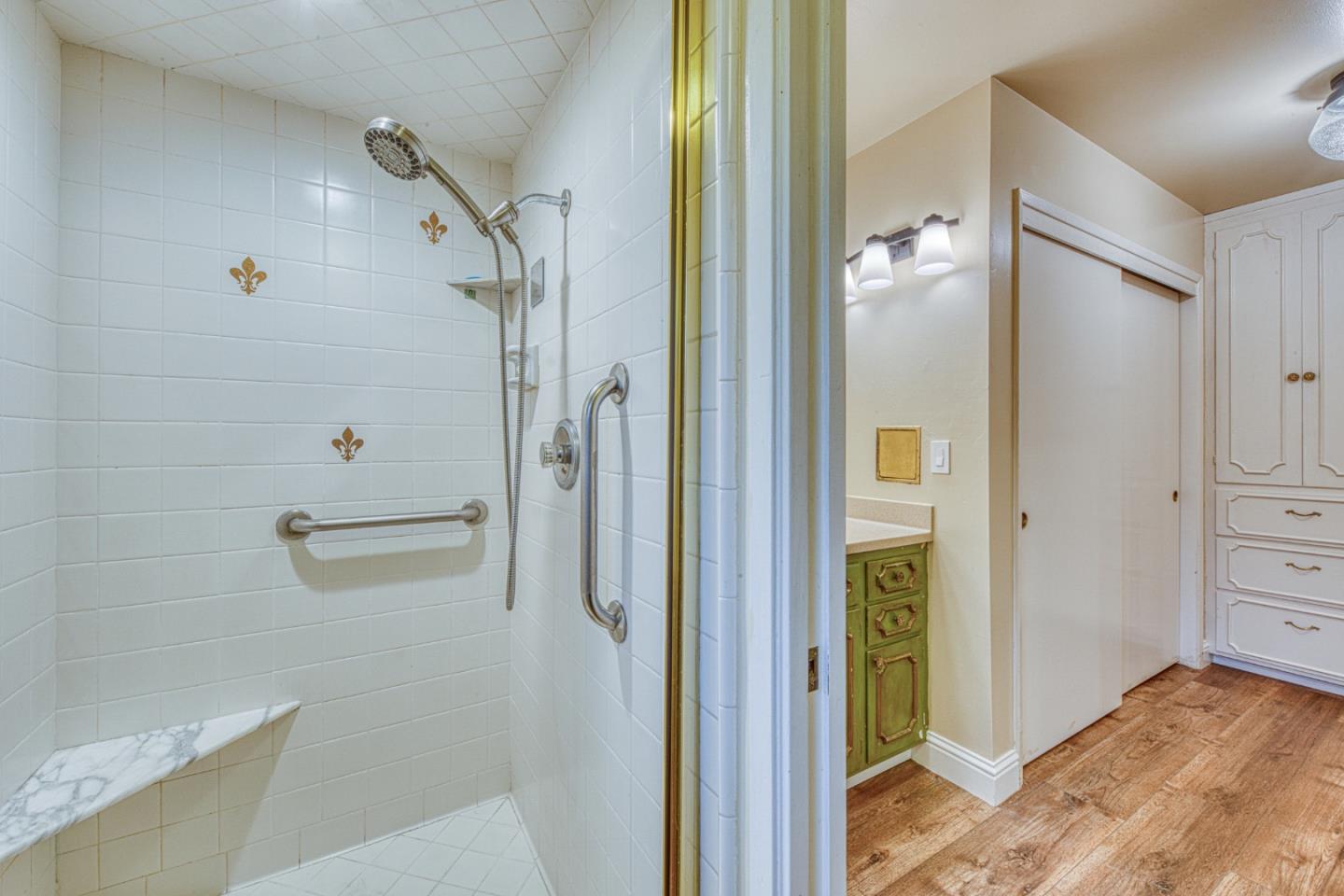 1167 Los Palos DR