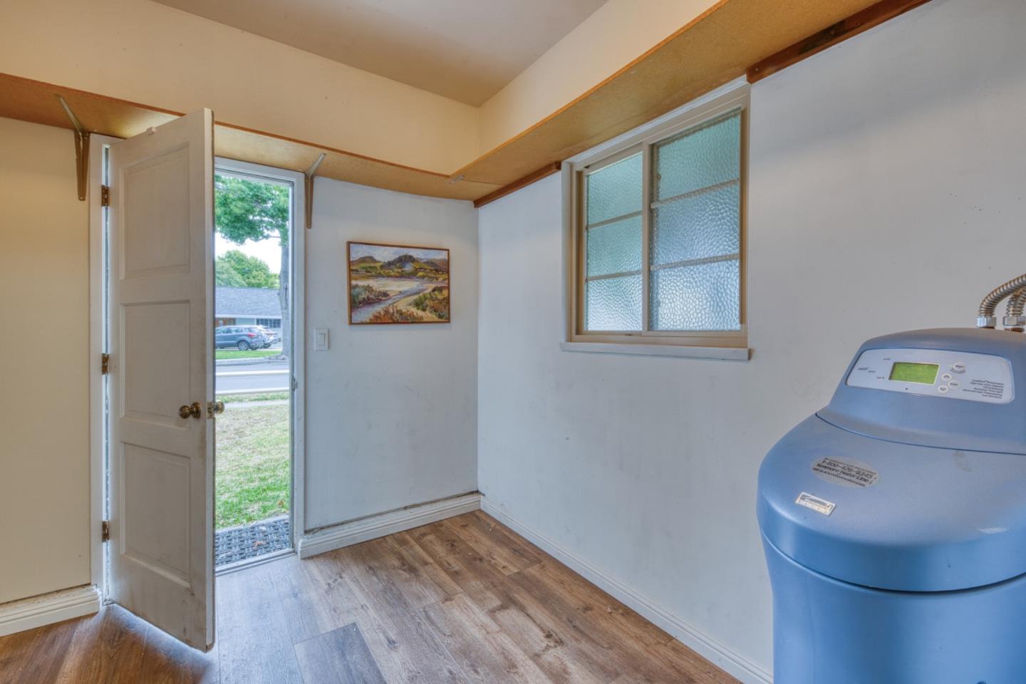1167 Los Palos DR